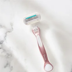 Gillette® Gillette Venus Deluxe Smooth Sensitive Manual Razor -Clarins Butik gillette venus deluxe smooth sensitive manual razor 1640957160