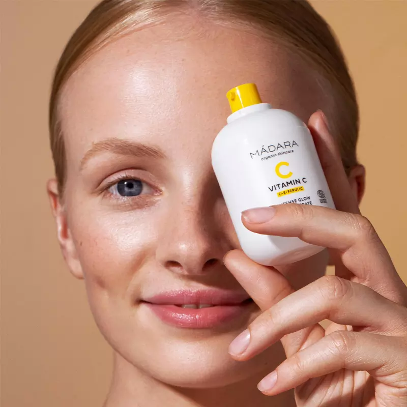 Madara MÁDARA VITAMIN C Intense Glow Concentrate 30 Ml 4 Madara MÁDARA VITAMIN C Intense Glow Concentrate 30 Ml - Billede 4