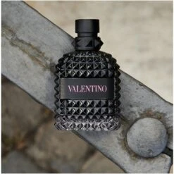 Valentino Uomo Born In Roma EDT 100 Ml 13 Valentino Uomo Born In Roma EDT 100 Ml -Clarins Butik valentino uomo born in roma edt 100 ml 1646045802
