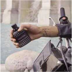 Valentino Uomo Born In Roma EDT 100 Ml 16 Valentino Uomo Born In Roma EDT 100 Ml -Clarins Butik valentino uomo born in roma edt 100 ml 1646045810