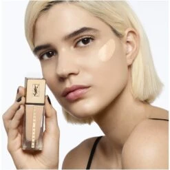 Yves Saint Laurent YSL Touche Éclat Le Teint 25 Ml - B10 Porcelain -Clarins Butik ysl touche eclat le teint 25 ml b10 porcelain 1653466591