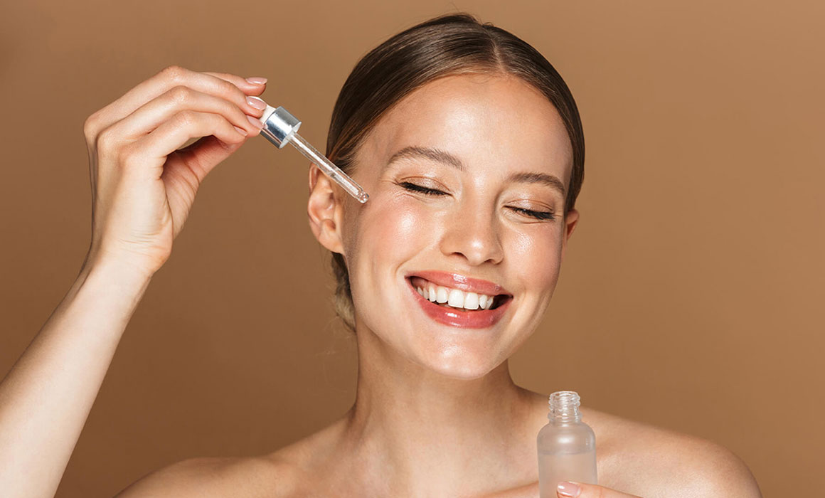 Clarins Butik -Clarins Butik facial oil or moisturiser